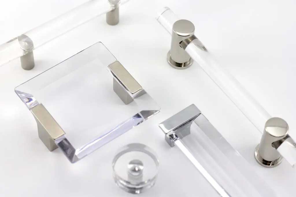 clear glass/plastic hardware for closets